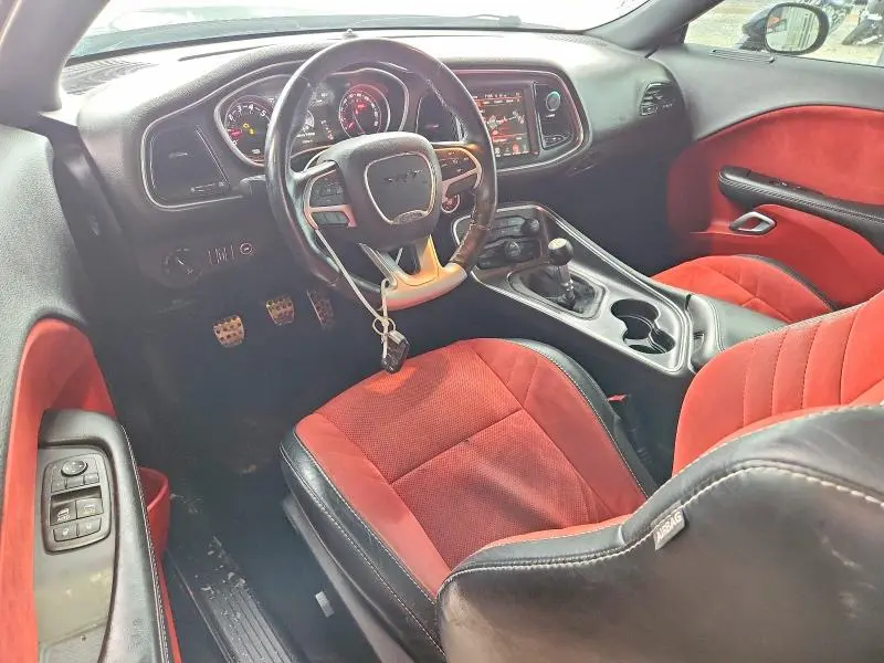 2016 DODGE CHALLENGER SRT 392  