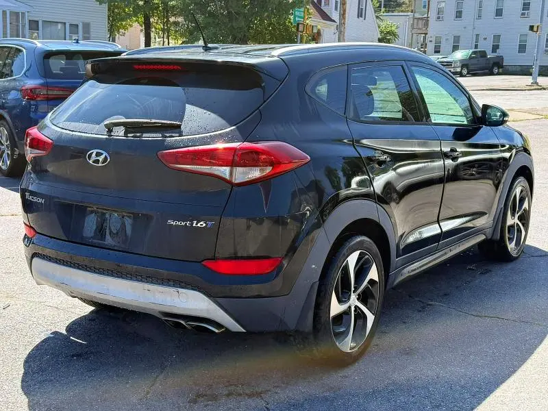 2016 HYUNDAI TUCSON SPORT  