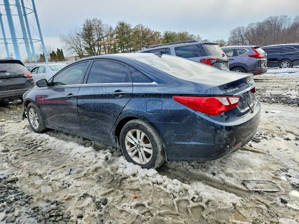 2013 HYUNDAI SONATA GLS  