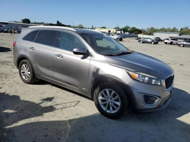 2018 KIA SORENTO LX  