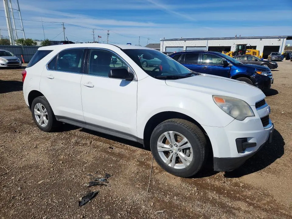 2014 CHEVROLET EQUINOX LS  