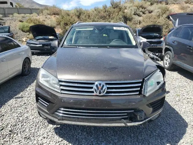 2016 VOLKSWAGEN TOUAREG SPORT  