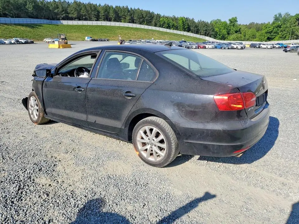 2012 VOLKSWAGEN JETTA SE  