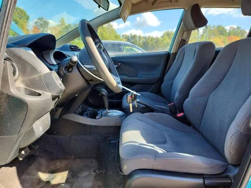 2013 HONDA FIT   