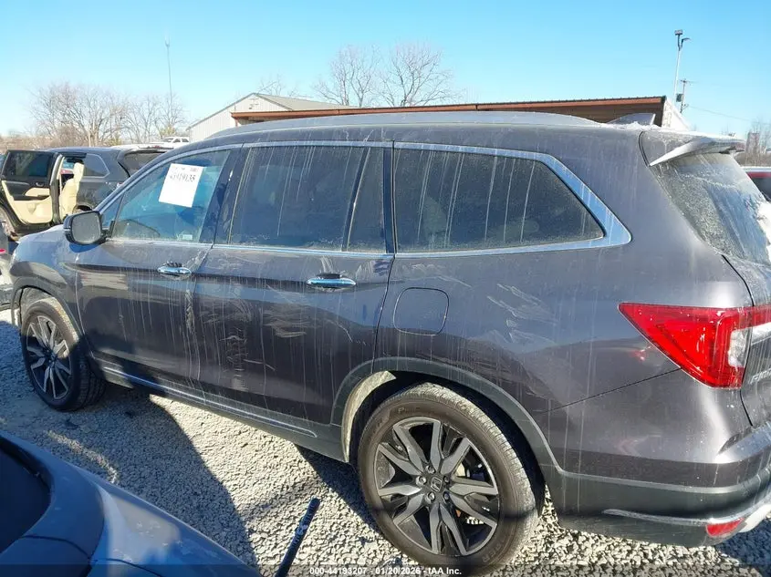 2022 HONDA PILOT TOURING 7-PASSENGER