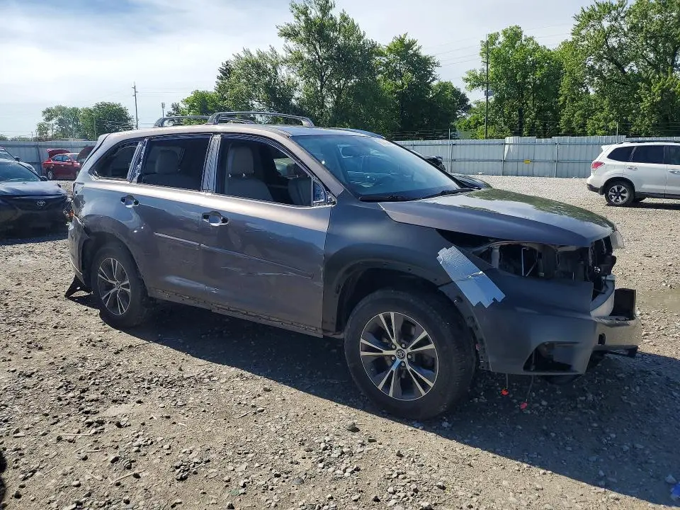 2016 TOYOTA HIGHLANDER XLE  