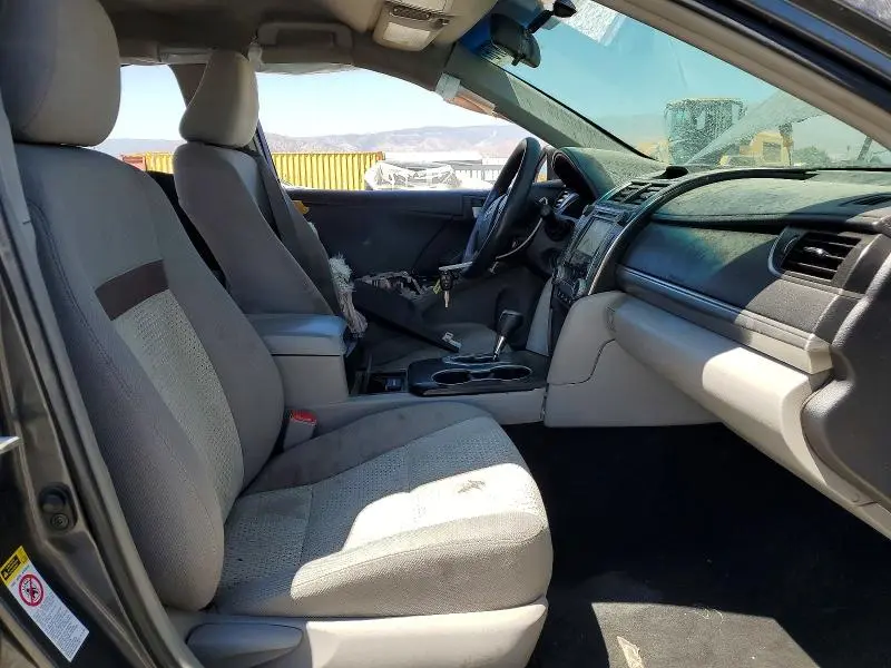 2012 TOYOTA CAMRY LE  