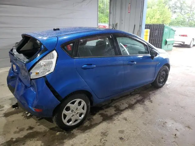 2011 FORD FIESTA SE  