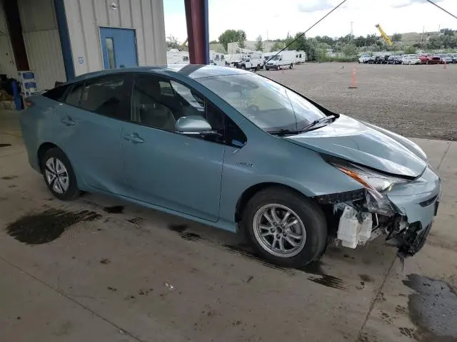 2017 TOYOTA PRIUS   