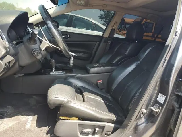 2010 NISSAN MAXIMA S  