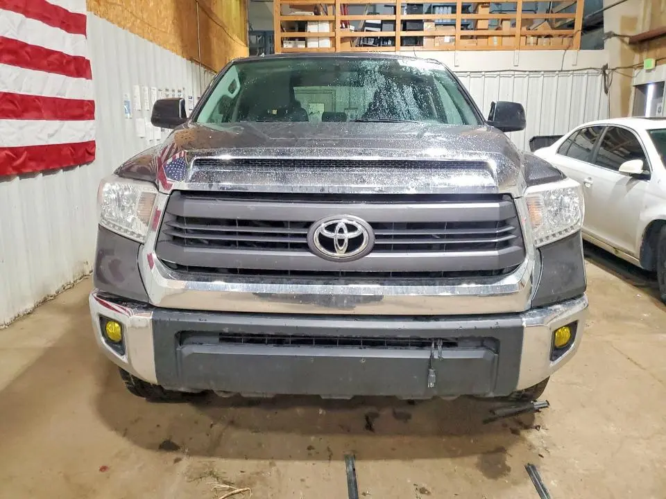 2014 TOYOTA TUNDRA CREWMAX SR5  