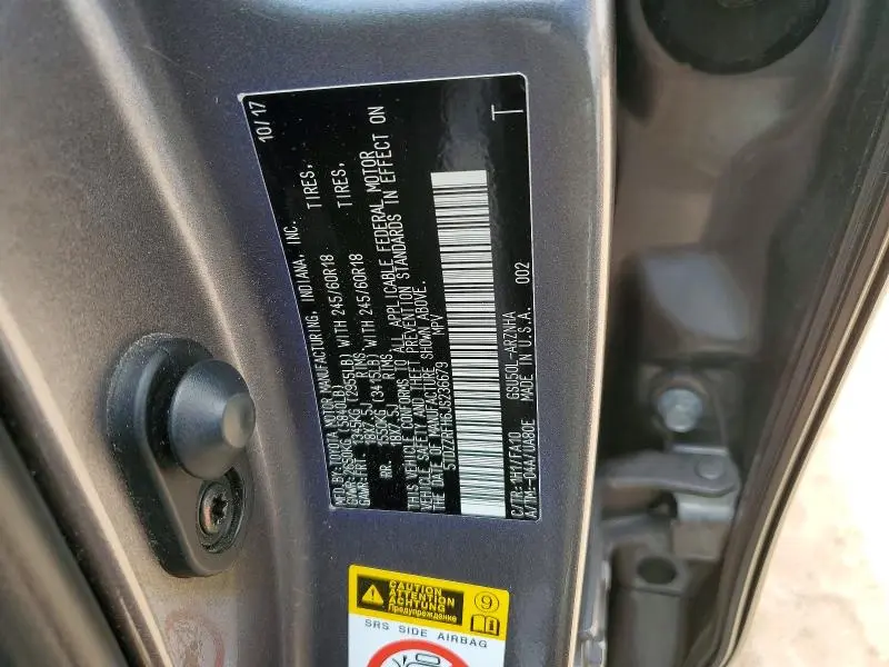 2018 TOYOTA HIGHLANDER LE PLUS  