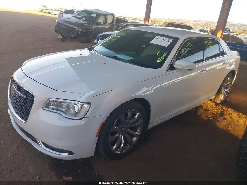 2019 CHRYSLER 300 TOURING