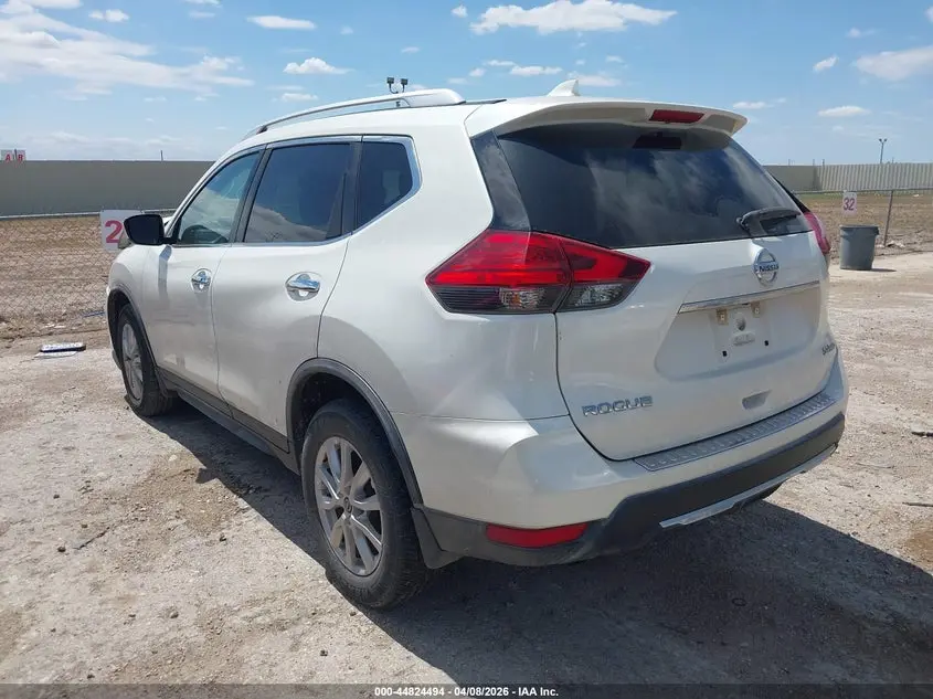 2017 NISSAN ROGUE SV