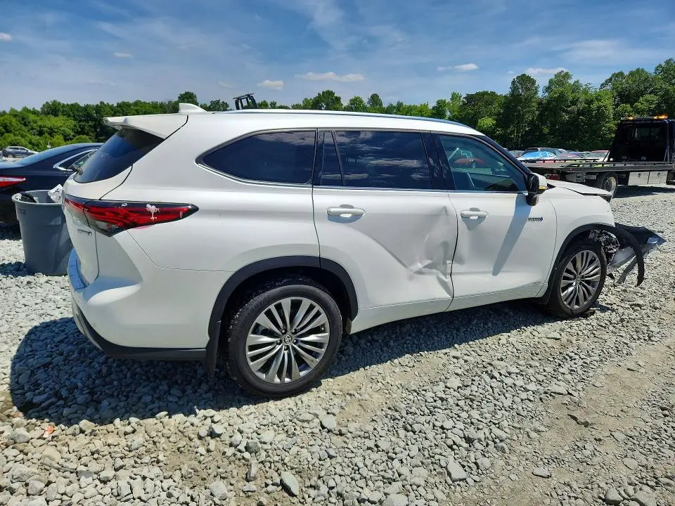 2021 TOYOTA HIGHLANDER HYBRID PLATINUM  
