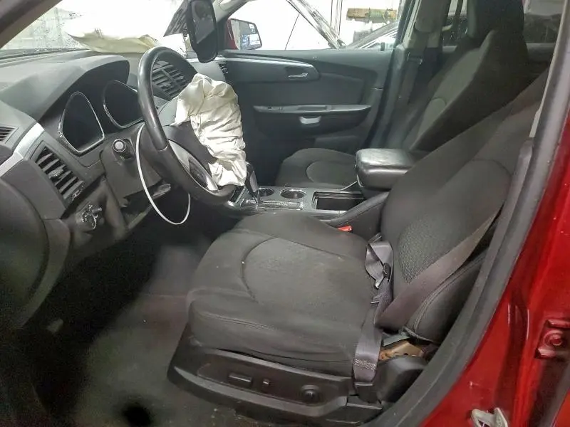 2011 CHEVROLET TRAVERSE LT  