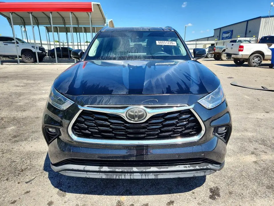 2020 TOYOTA HIGHLANDER LIMITED  