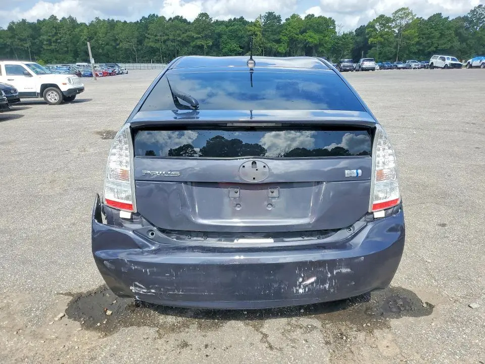2011 TOYOTA PRIUS THREE  