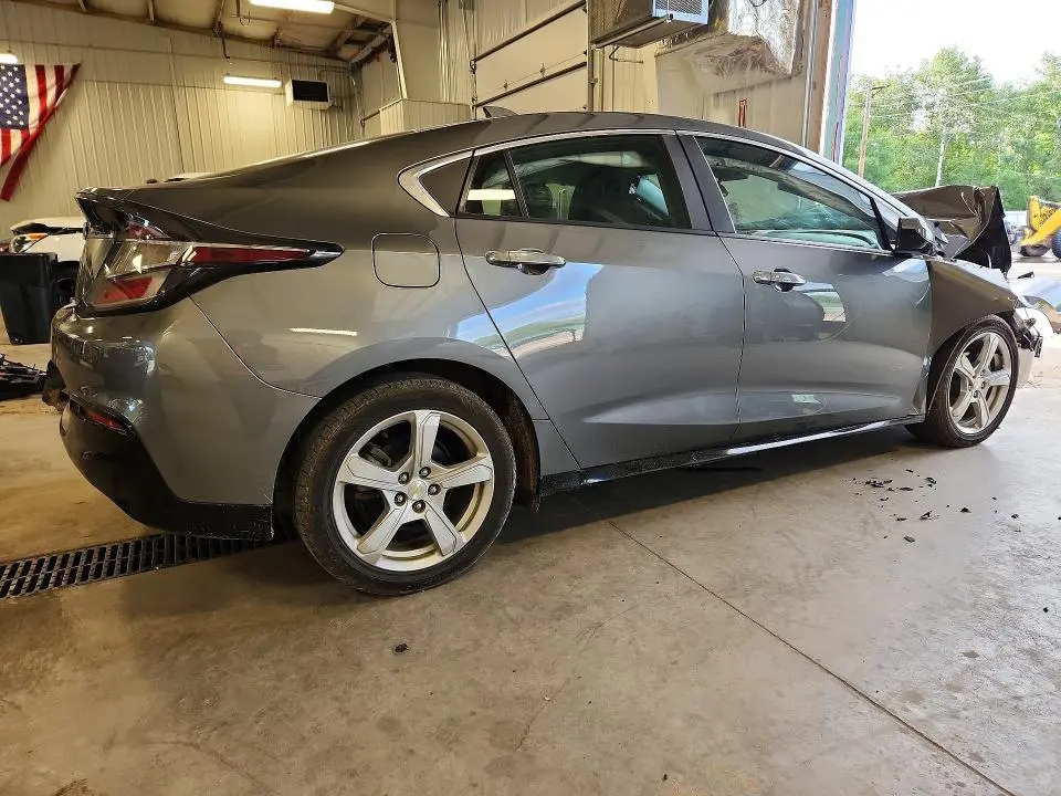 2017 CHEVROLET VOLT LT  