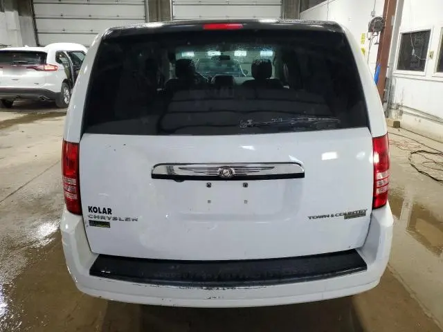 2010 CHRYSLER TOWN & COUNTRY LX  