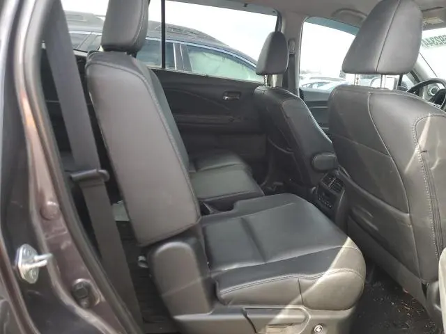 2021 HONDA PILOT SE  