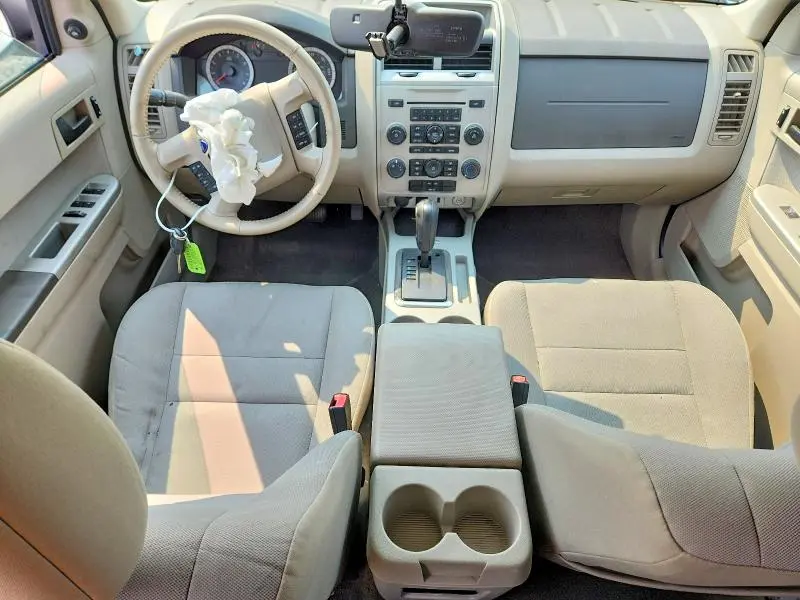 2012 FORD ESCAPE XLT  