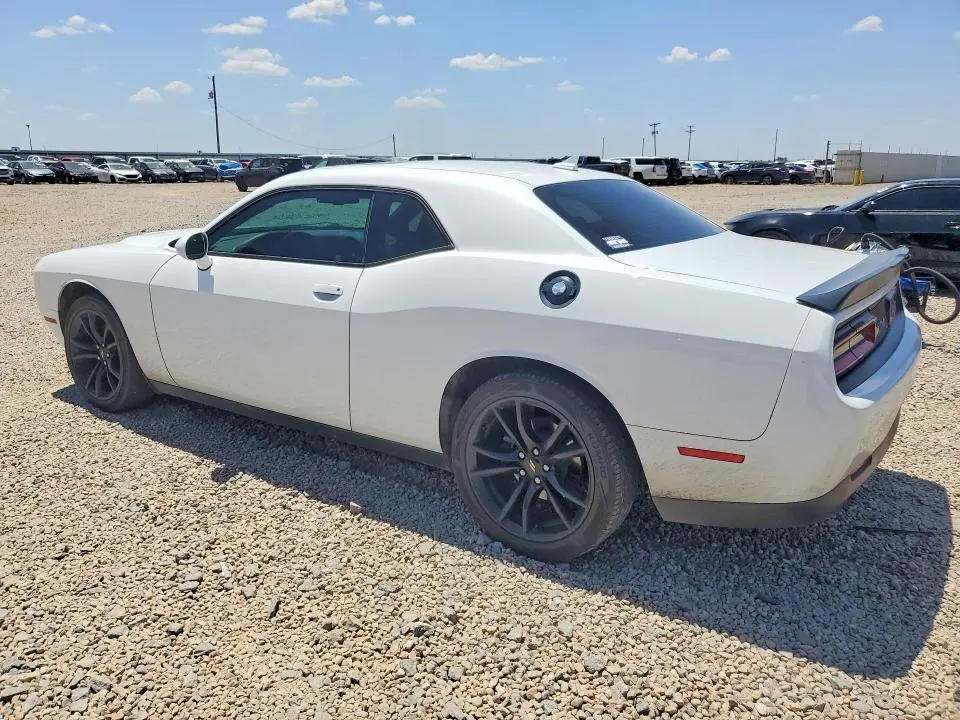 2018 DODGE CHALLENGER SXT  