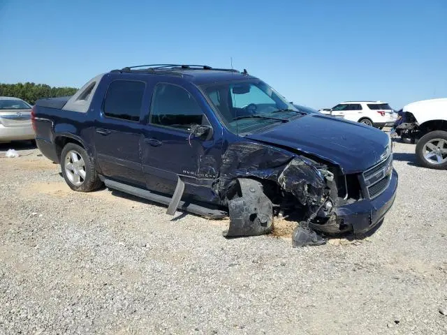2011 CHEVROLET AVALANCHE LT  