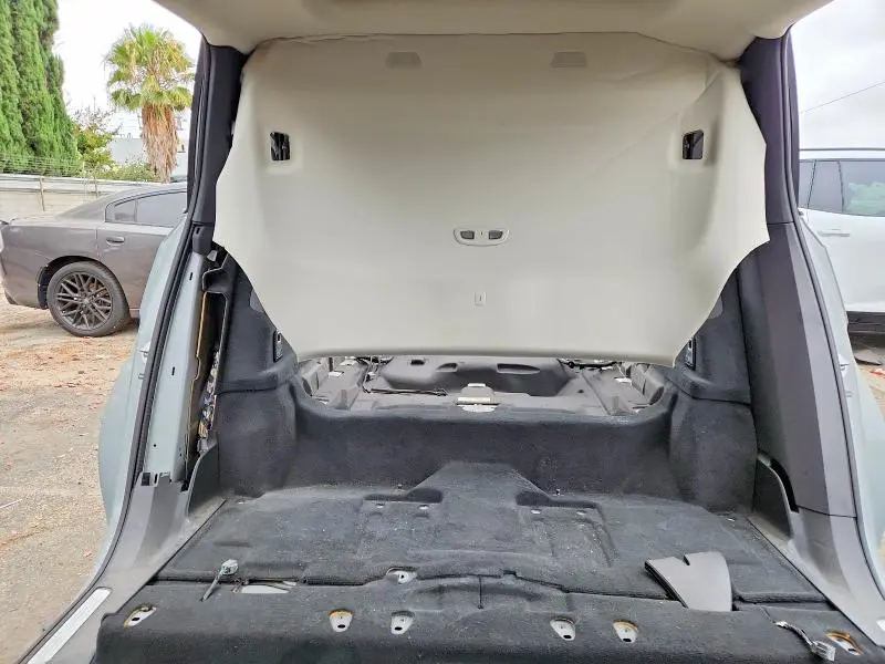 2025 VOLVO XC90 CORE  
