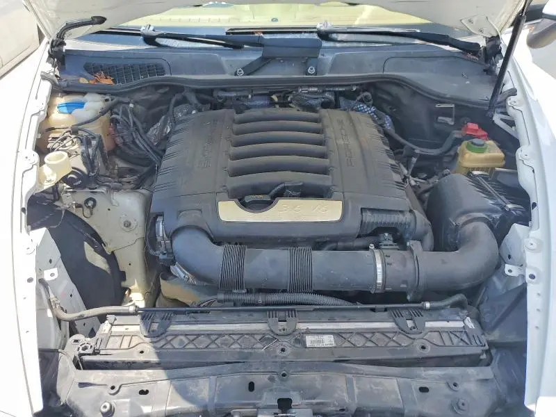 2012 PORSCHE CAYENNE   
