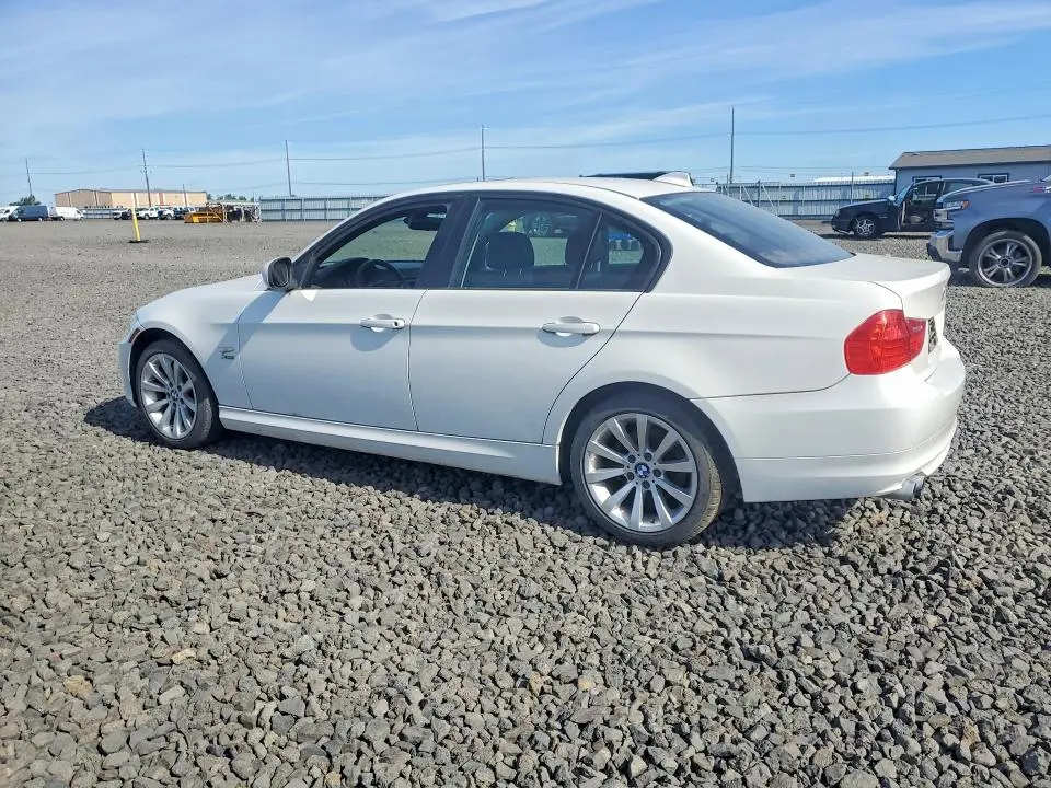 2011 BMW 328 XI SULEV  