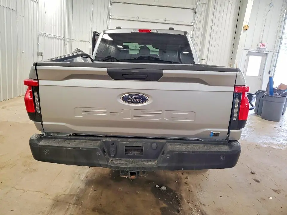 2023 FORD F150 LIGHTNING PRO  