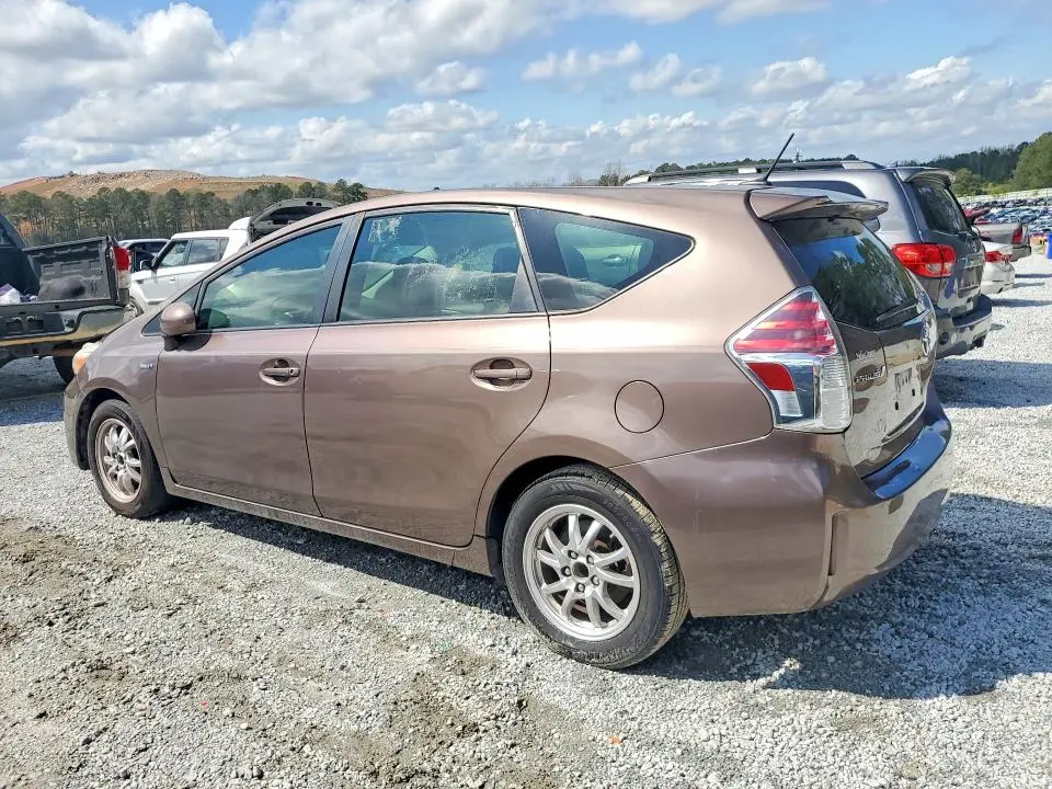 2015 TOYOTA PRIUS V THREE  