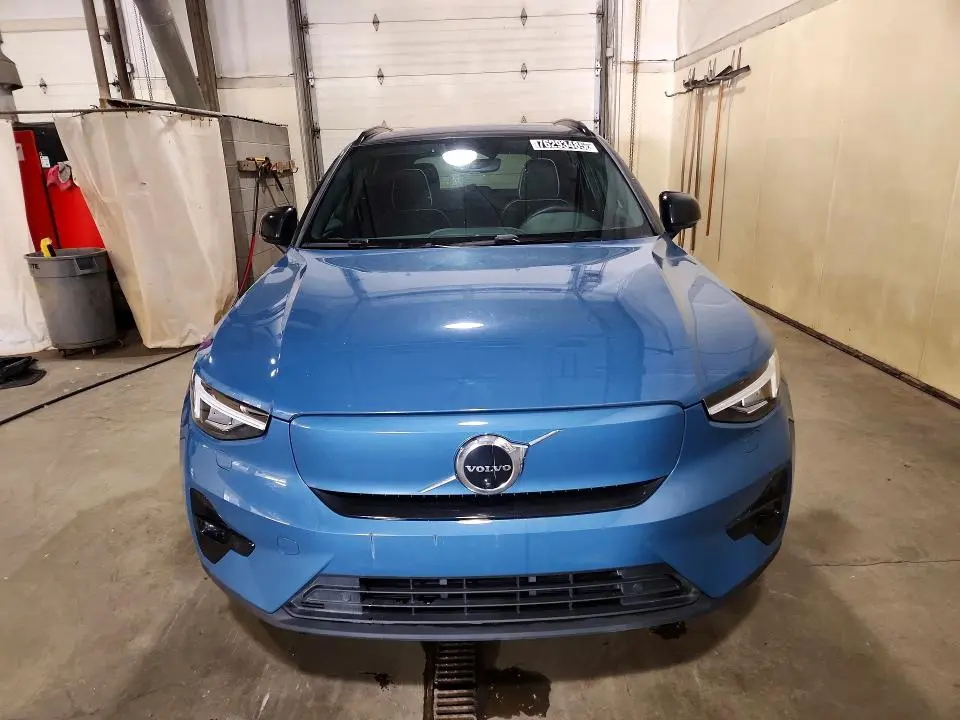 2023 VOLVO XC40 RECHARGE ULTIMATE  