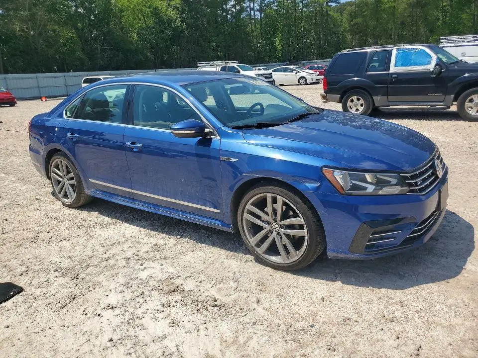 2017 VOLKSWAGEN PASSAT R-LINE  