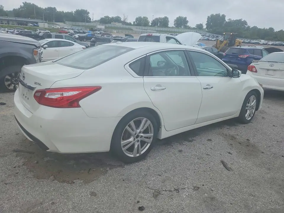 2017 NISSAN ALTIMA 3.5 SL  