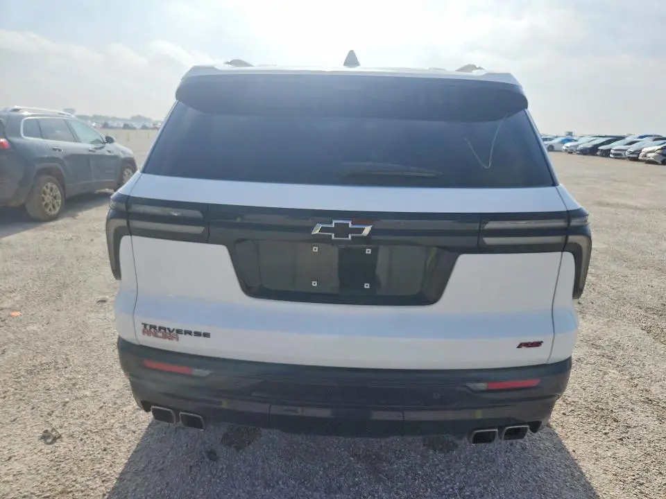 2024 CHEVROLET TRAVERSE RS  