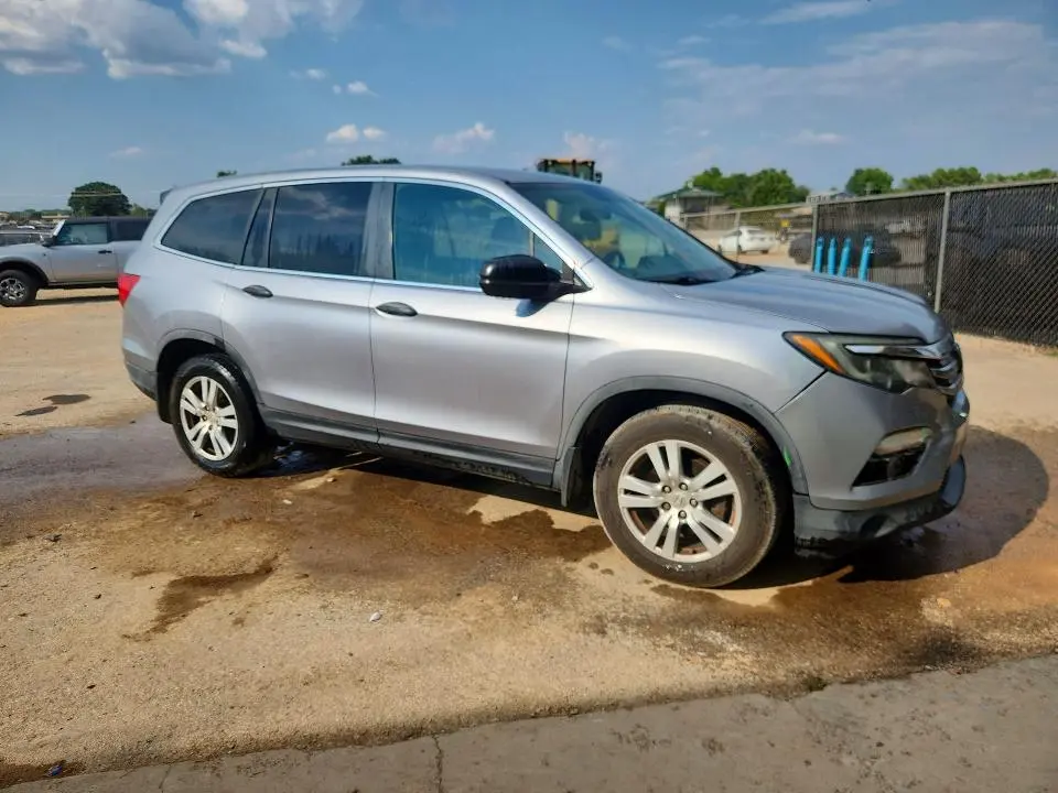 2016 HONDA PILOT LX  