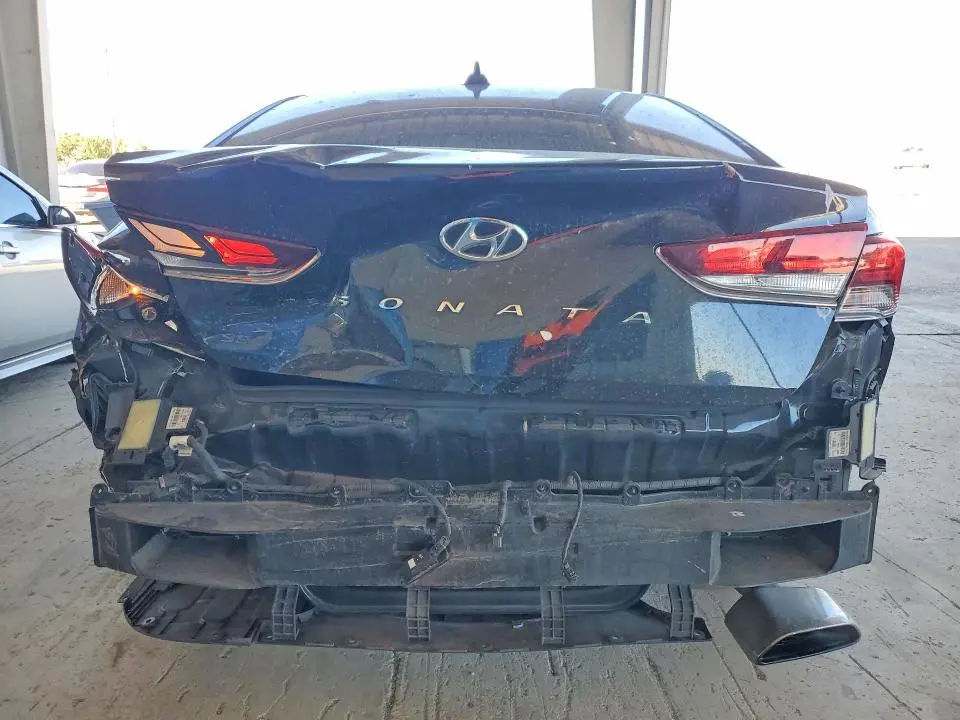 2018 HYUNDAI SONATA SE  