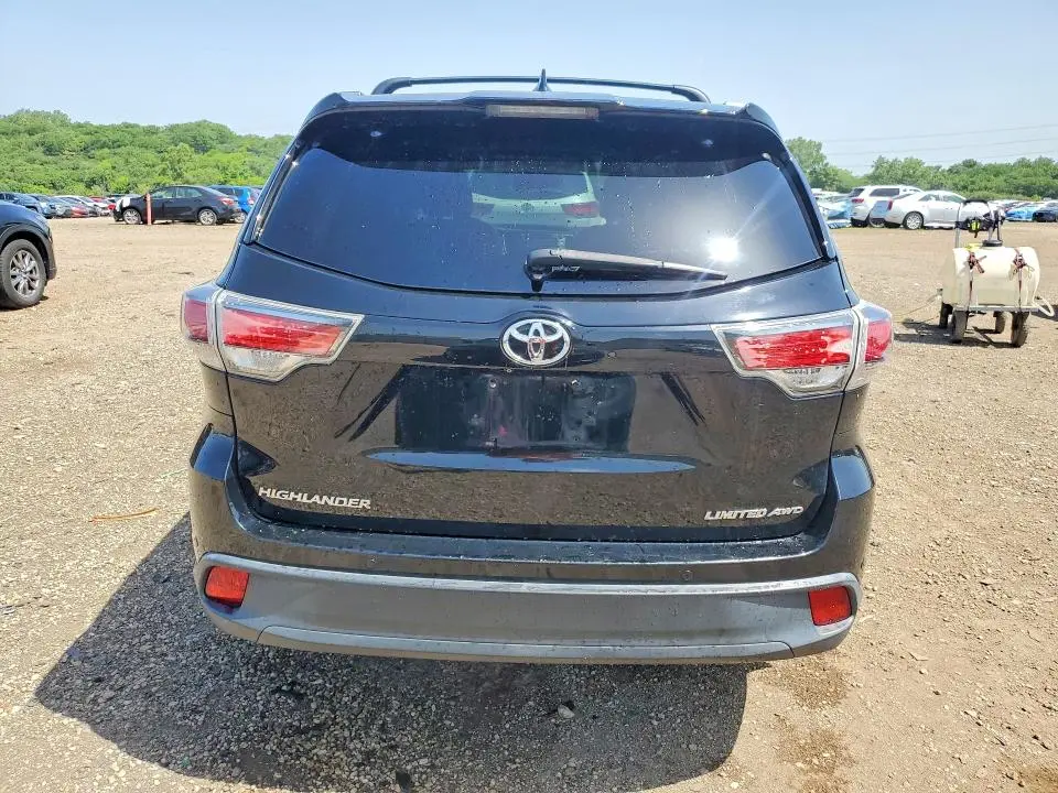 2015 TOYOTA HIGHLANDER LIMITED  