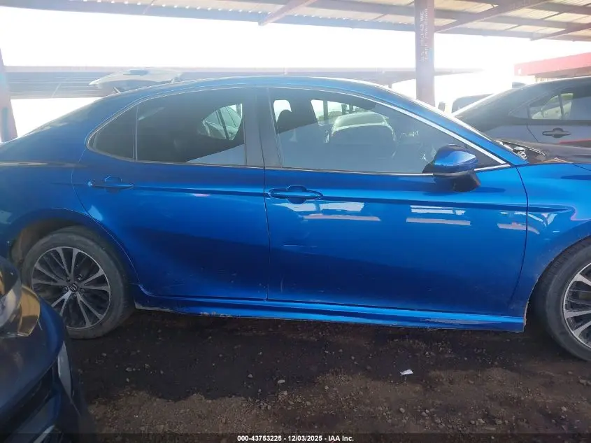 2019 TOYOTA CAMRY SE