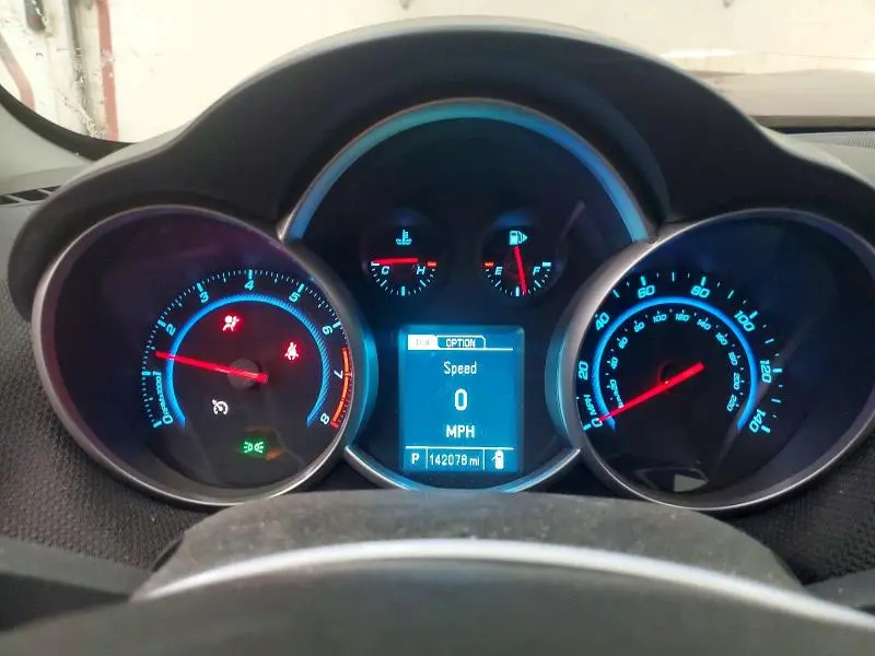 2015 CHEVROLET CRUZE LT  