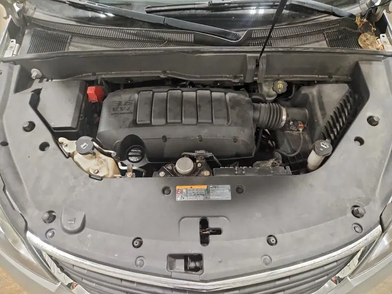 2014 CHEVROLET TRAVERSE LS  