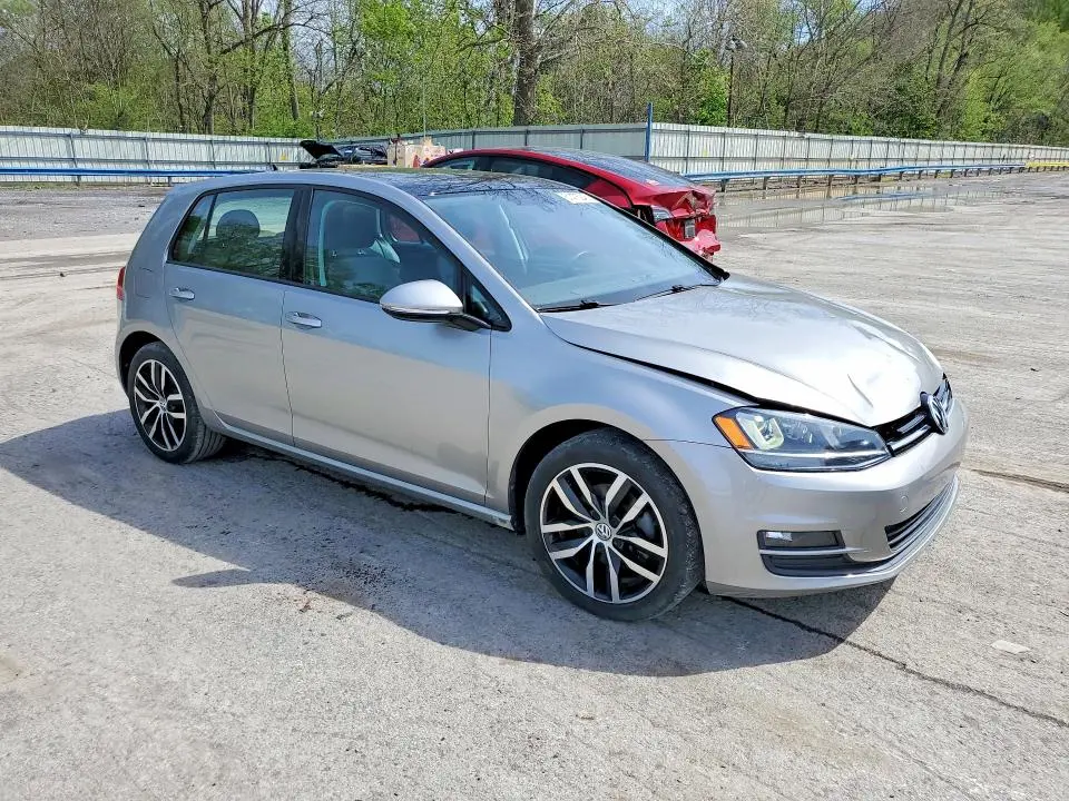 2016 VOLKSWAGEN GOLF S  