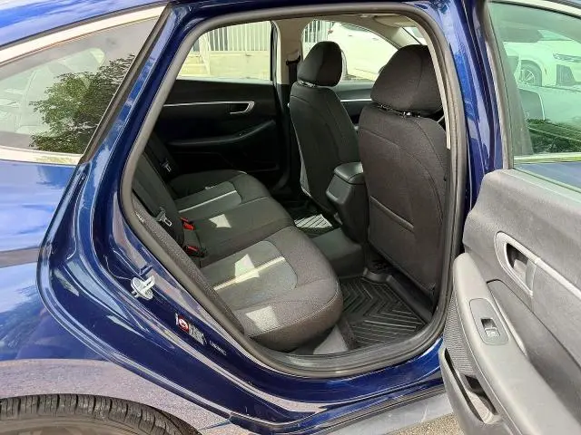 2021 HYUNDAI SONATA SE  
