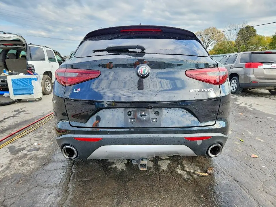 2018 ALFA ROMEO STELVIO SPORT  