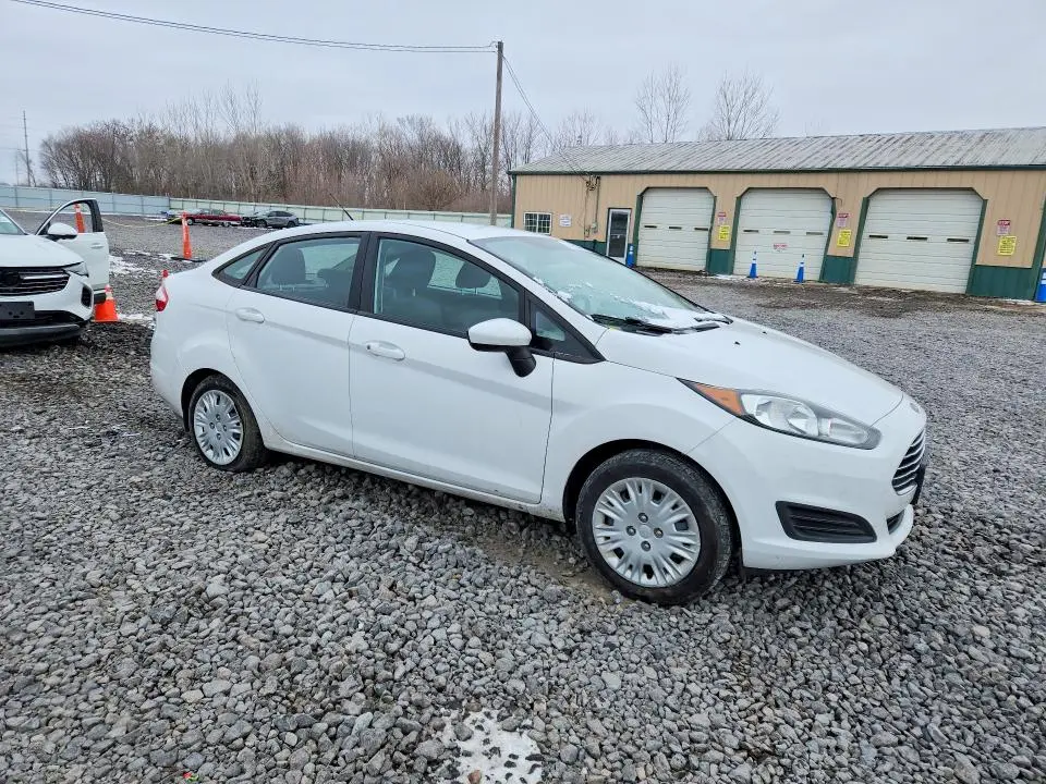 2015 FORD FIESTA