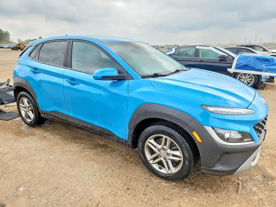 2022 HYUNDAI KONA SE  