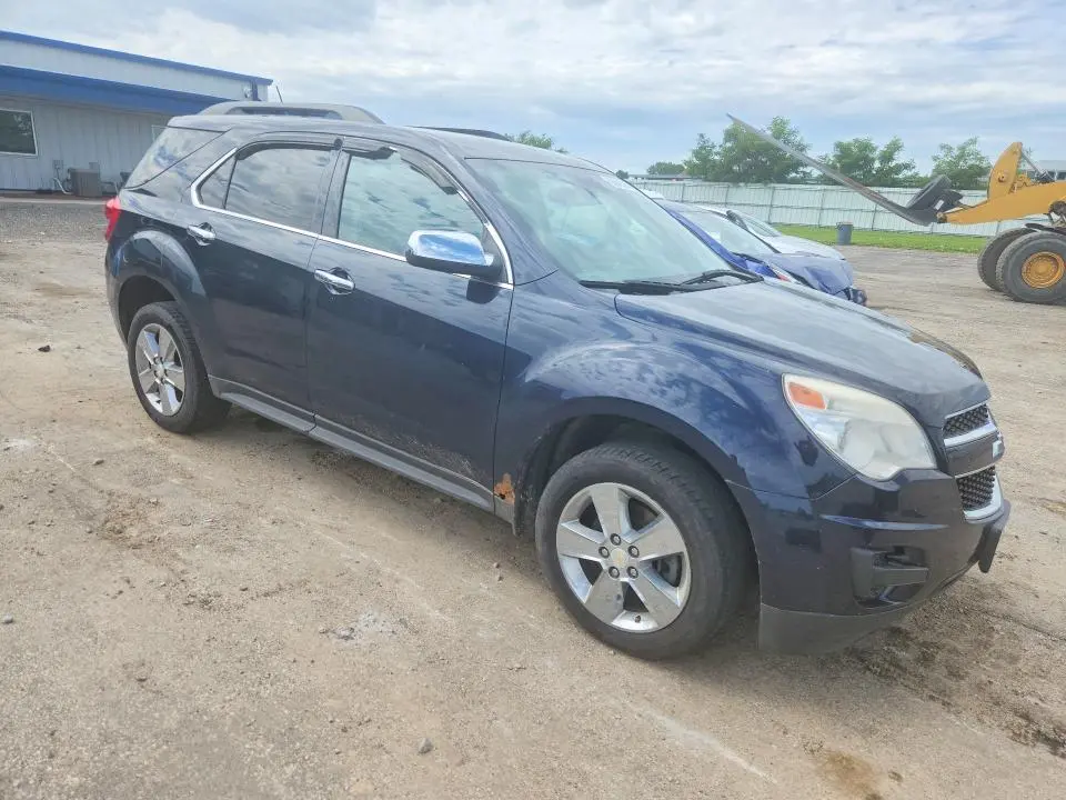 2015 CHEVROLET EQUINOX LT  