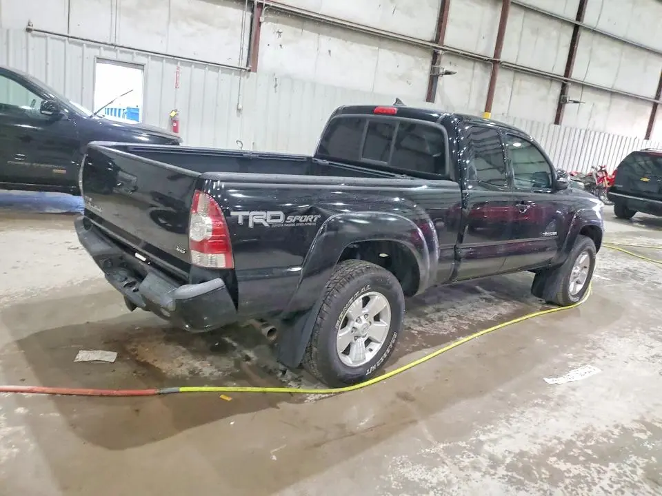 2014 TOYOTA TACOMA V6  